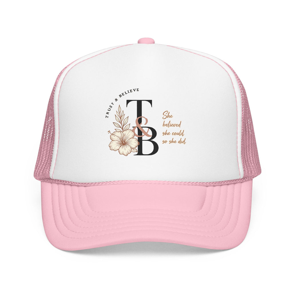 Gorra de camionero — Monograma floral 'Ella creyó que podía, así que lo hizo'